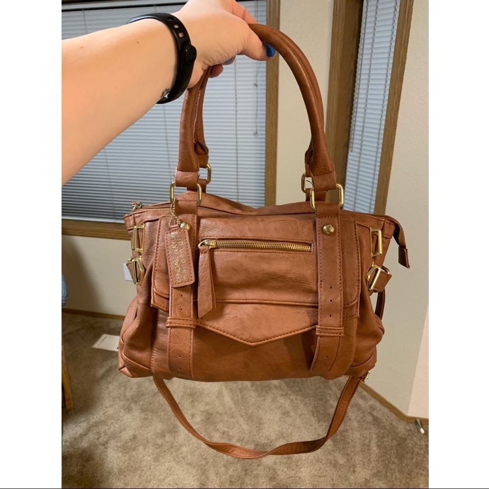 Kendall & Kylie Brown purse